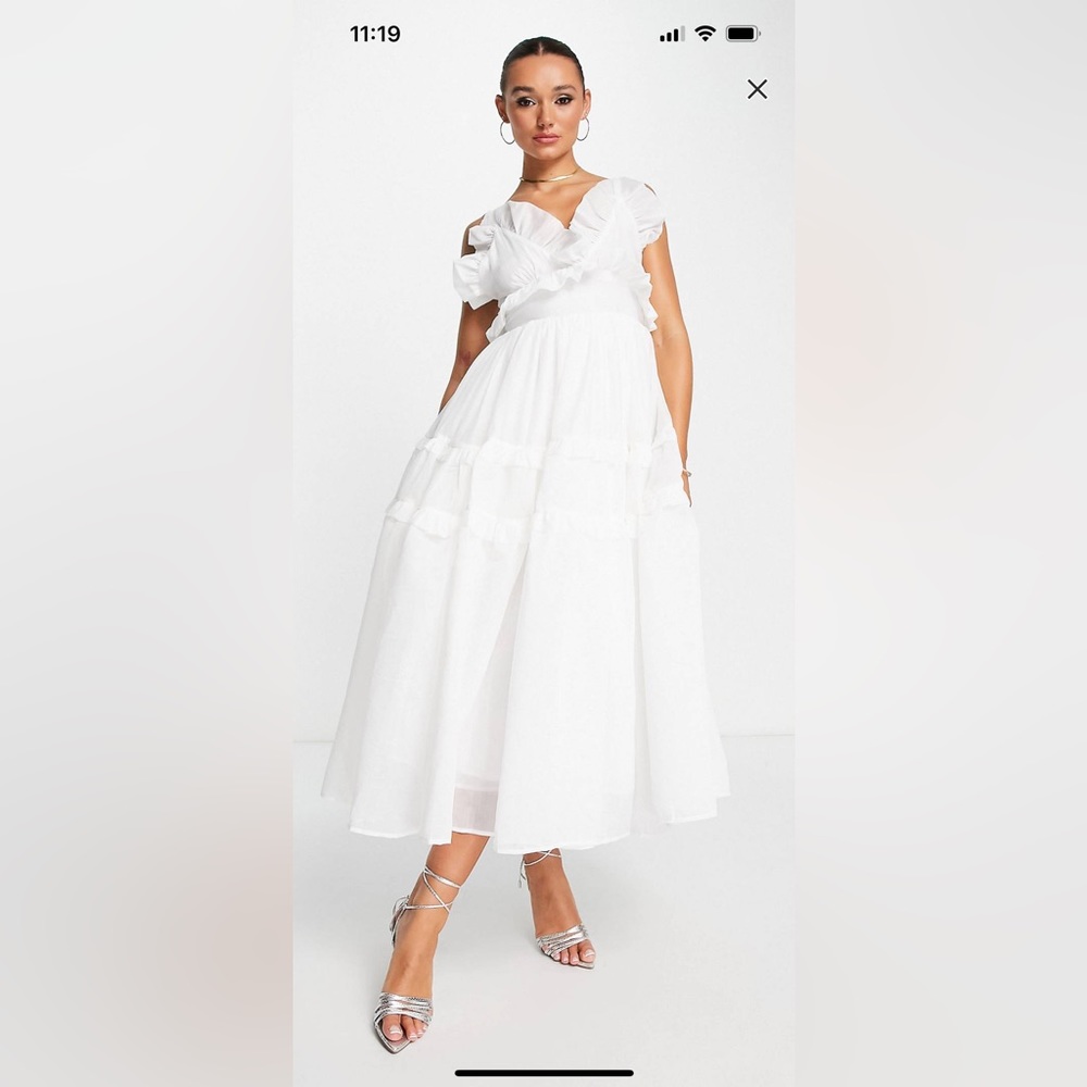Dream sister Jane marriage material v-neck adjustable straps, frill details